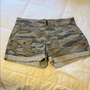 Women's Camo Shorts